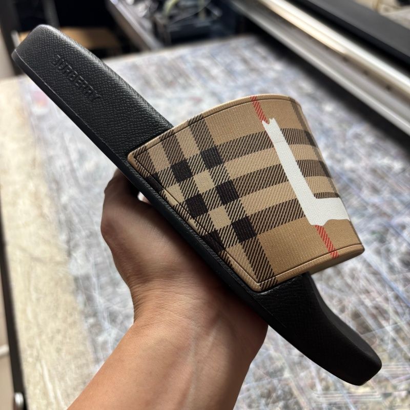 Designer Burberry slides for men Summer Beach Slippers Vintage Tartan Slider Men Women High Quality Luxury Sandals Archive Beige Print Embossed Slide 35-46 with box - 4 of 8